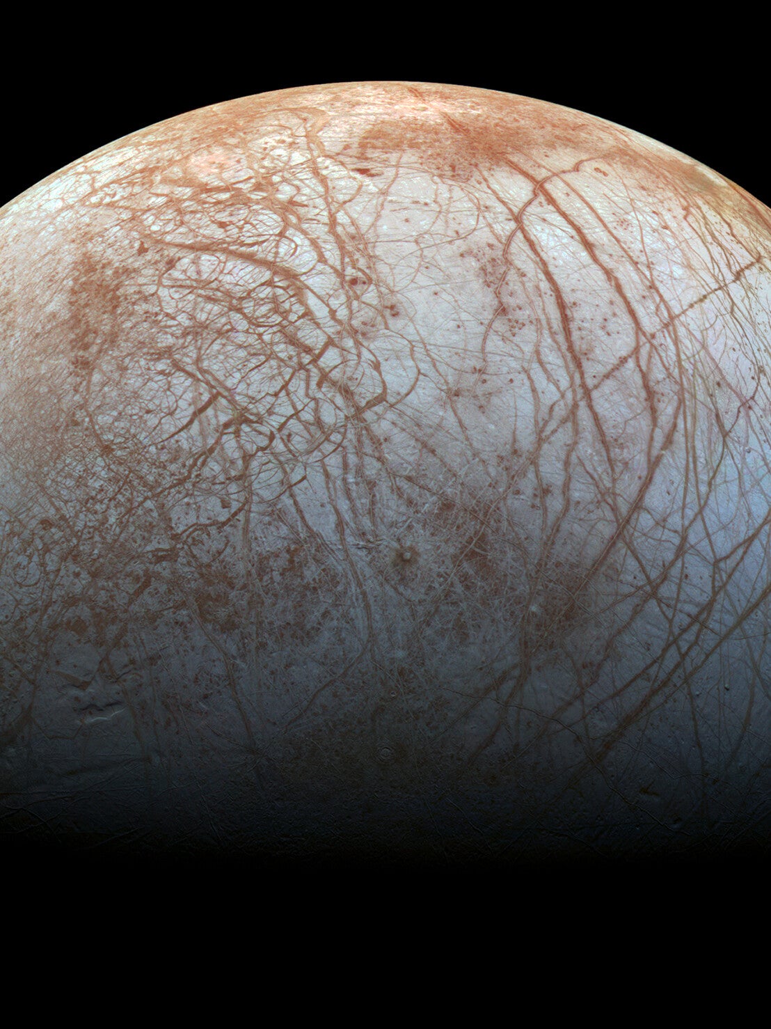 visibile surface fractures on a planet